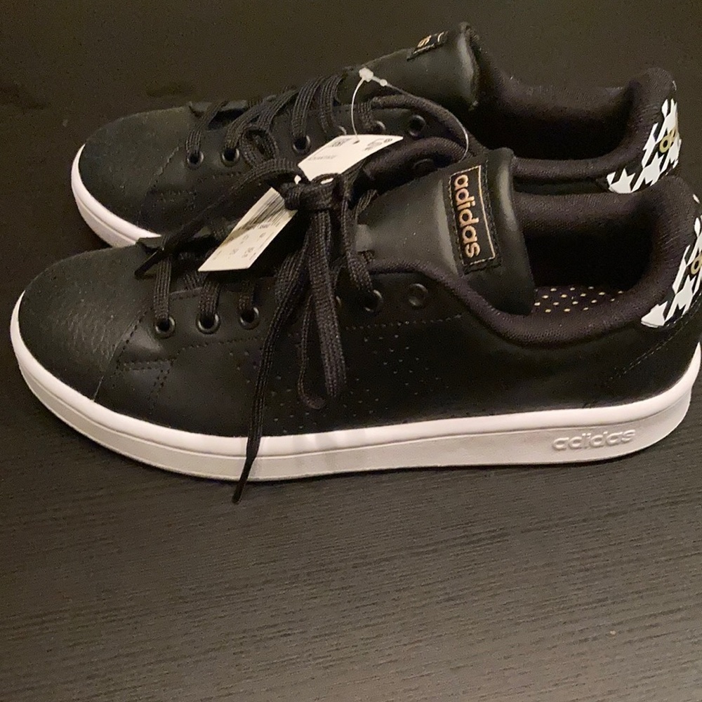 Brand new adidas advantage